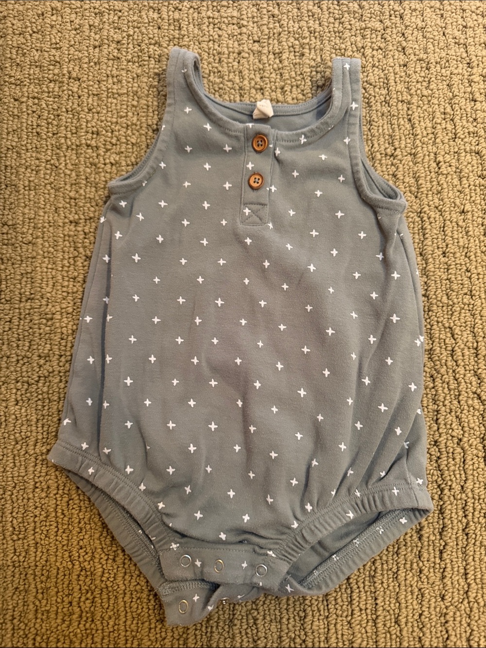 Quincy MaeSleeveless Baby One-Piece Bodysuit 12-18 Month Gender Neutral